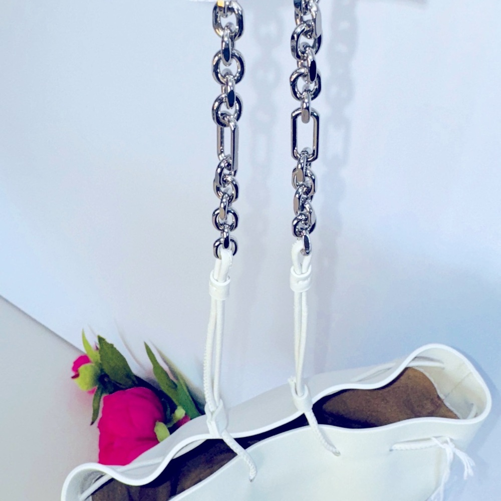 🤍MAISON MARGIELA🤍Tabi White Leather Bucket Bag - Picture 6 of 12